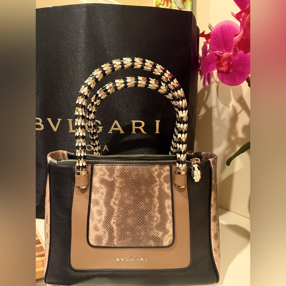 Bvlgari Serpenti Double zip leather and Python purse in great condition